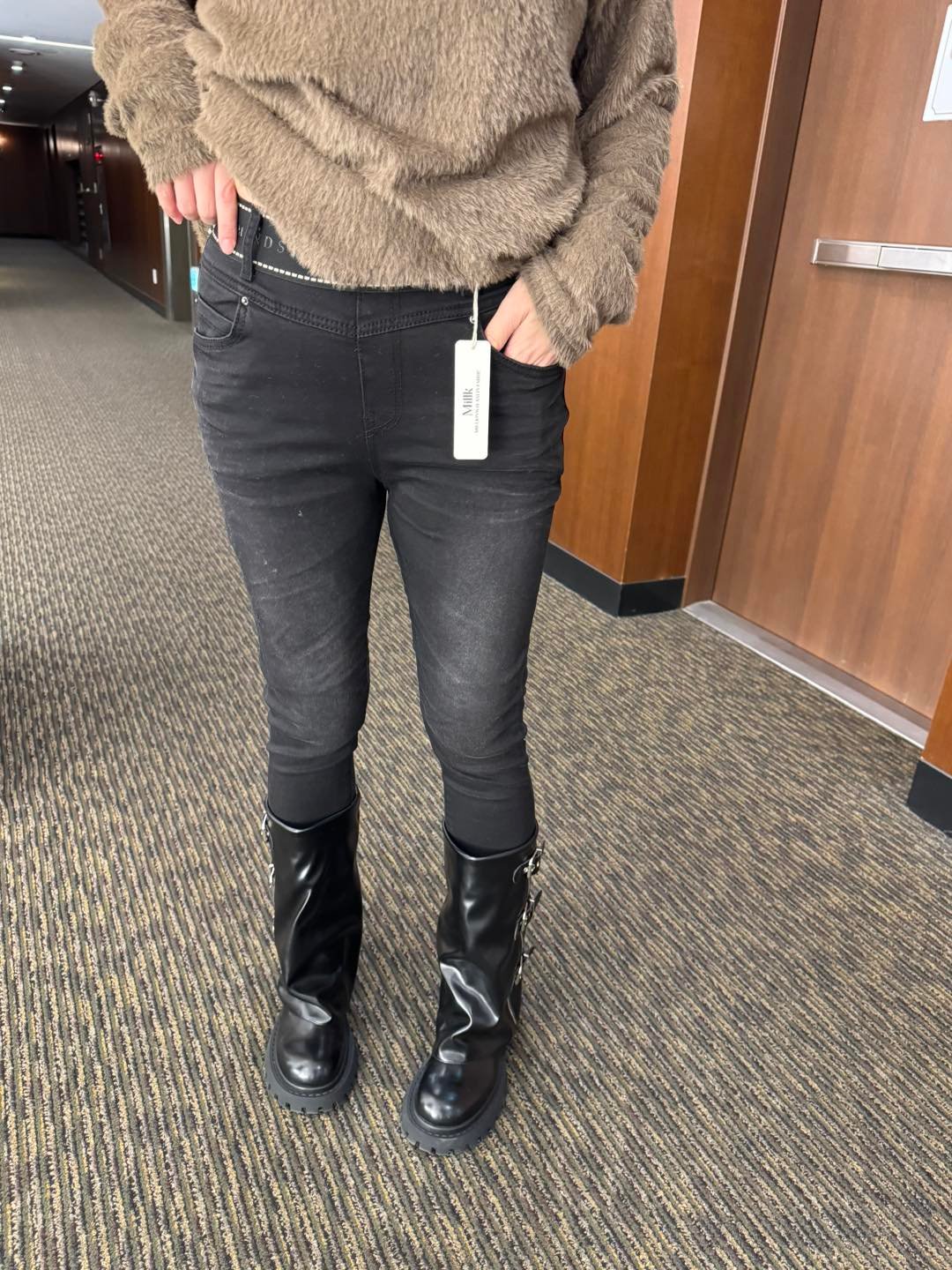 598600801_1275853744577069_3264263448388469887_n