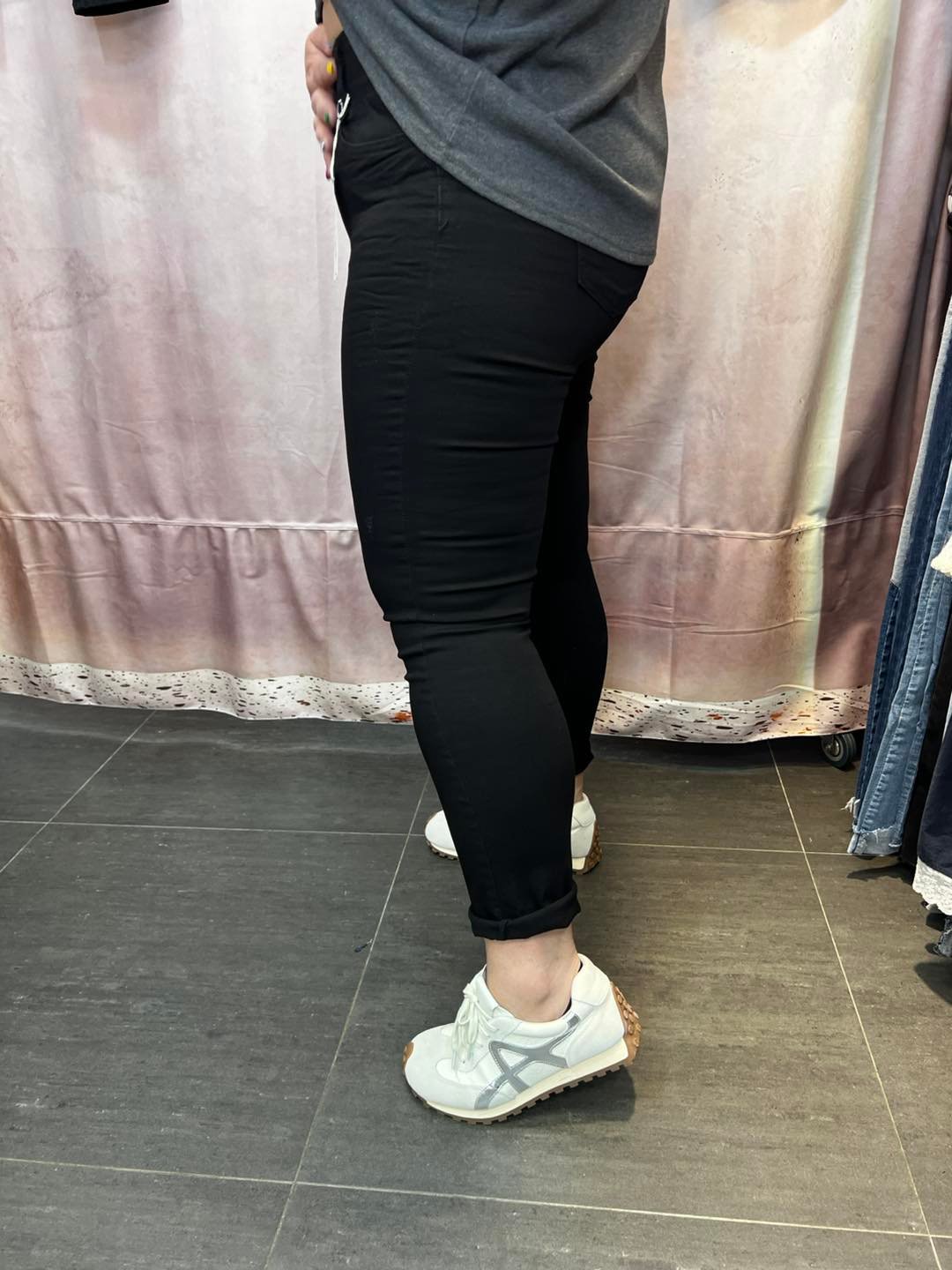 668753603_1373873334775109_8165732354534366590_n