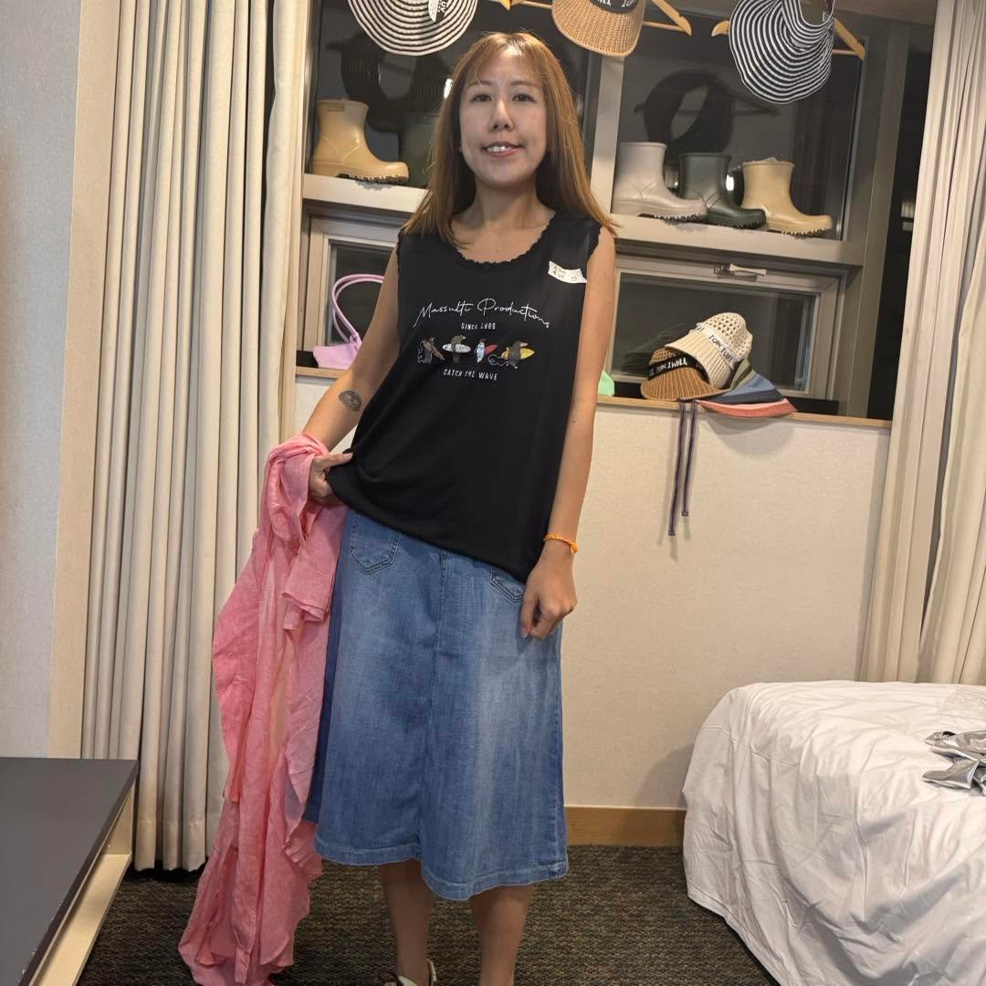 #7114 夏季黑色喱士花邊背心TEE - Image 2