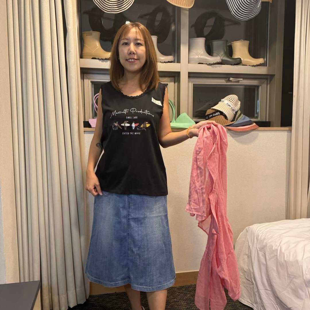 #7114 夏季黑色喱士花邊背心TEE