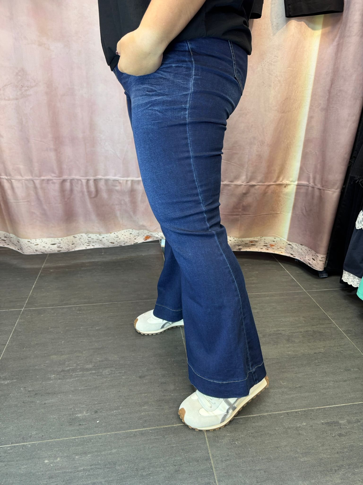 #7241 秋季牛奶料直筒喇叭牛仔褲 (獨家2XL/3XL) - Image 13