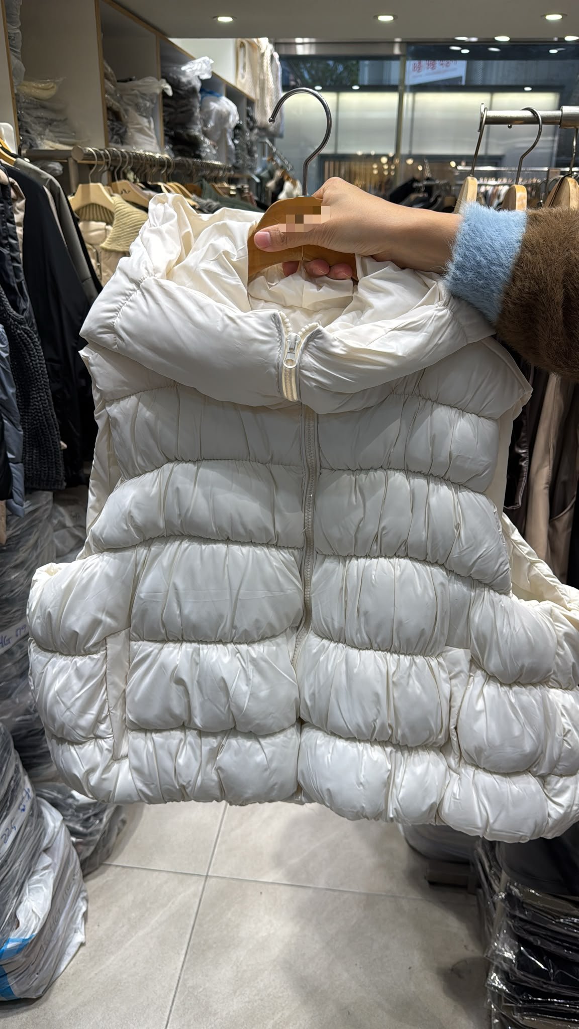 #7463 秋冬季夾棉背心外套 - Image 12